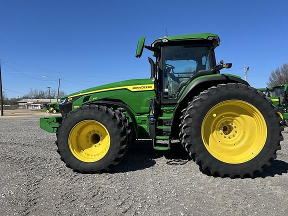 Image of John Deere 8R 310 equipment image 1