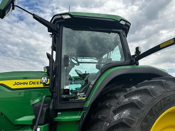 Image of John Deere 8R 310 equipment image 1