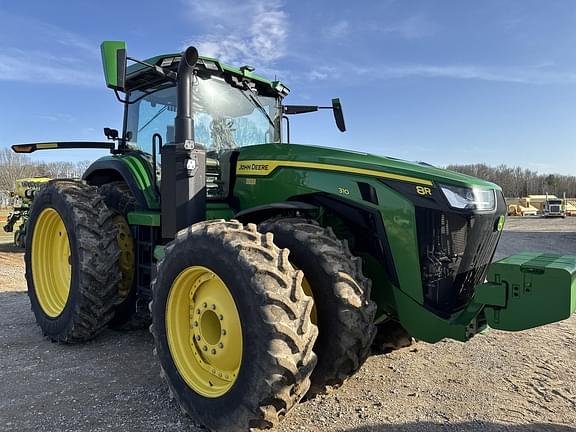 Image of John Deere 8R 310 equipment image 3
