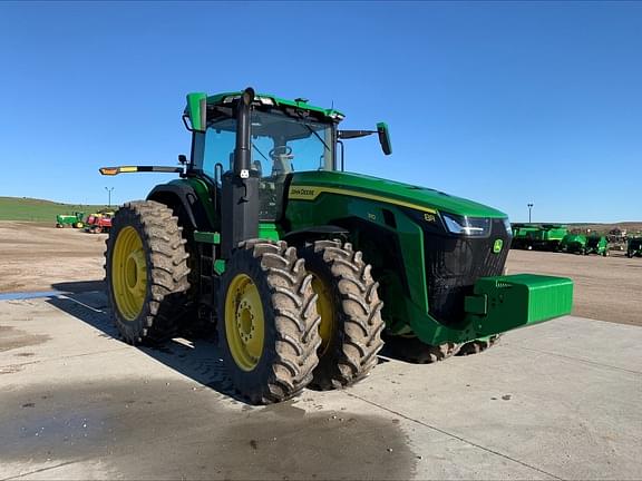 Image of John Deere 8R 310 equipment image 1