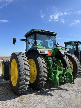 Image of John Deere 8R 310 equipment image 1