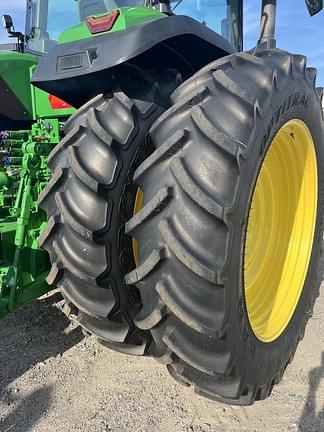 Image of John Deere 8R 310 equipment image 4