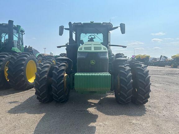 Image of John Deere 8R 310 equipment image 4