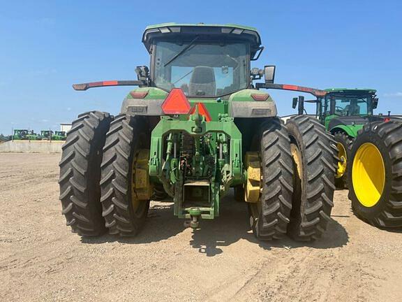 Image of John Deere 8R 310 equipment image 2