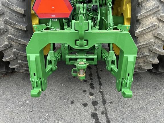 Image of John Deere 8R 310 equipment image 3