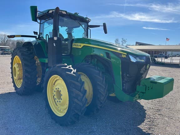 Image of John Deere 8R 310 equipment image 3