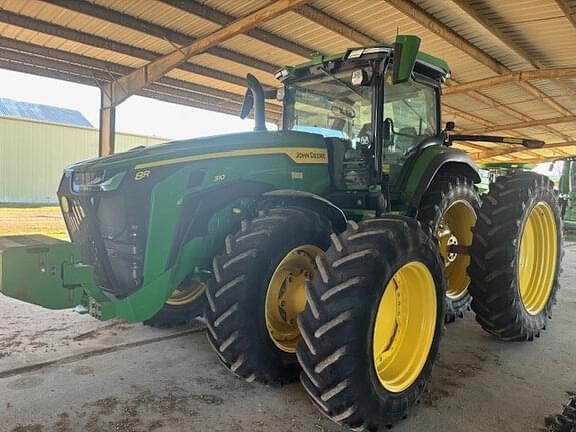 Image of John Deere 8R 310 equipment image 4