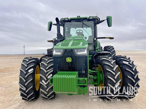 Image of John Deere 8R 310 equipment image 2