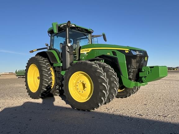 Image of John Deere 8R 310 equipment image 2