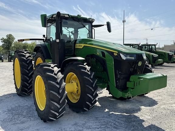 Image of John Deere 8R 310 equipment image 1