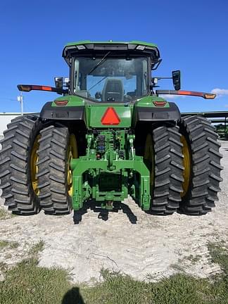 Image of John Deere 8R 310 equipment image 2