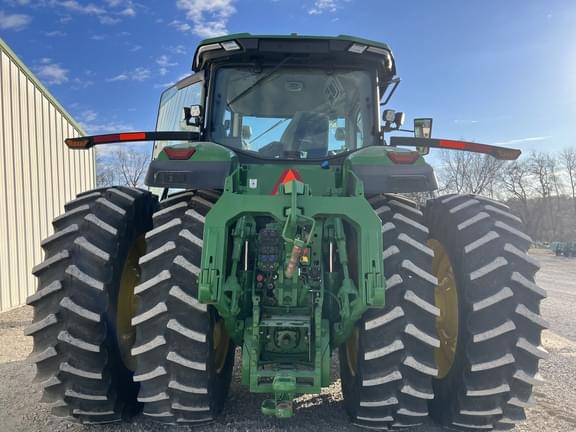 Image of John Deere 8R 310 equipment image 3