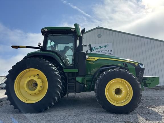 Image of John Deere 8R 310 equipment image 2