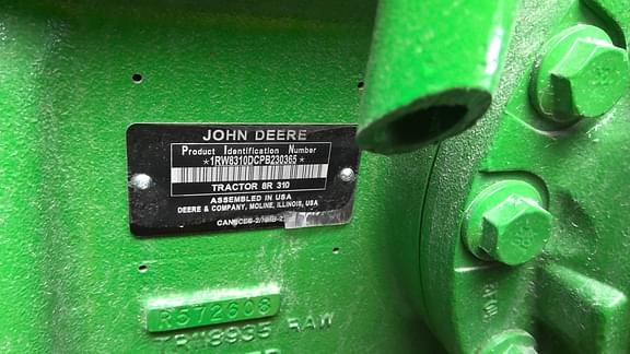 Image of John Deere 8R 310 equipment image 1