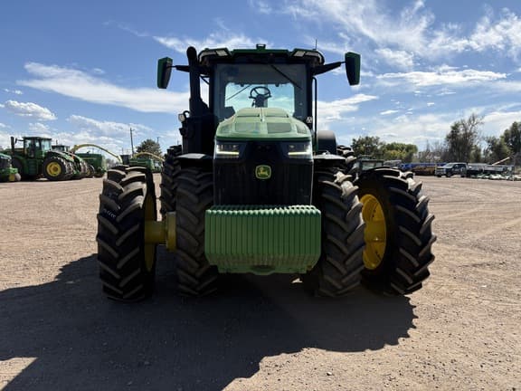 Image of John Deere 8R 310 equipment image 2