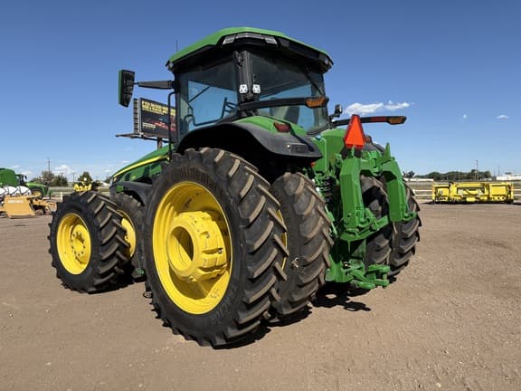 Image of John Deere 8R 310 equipment image 3