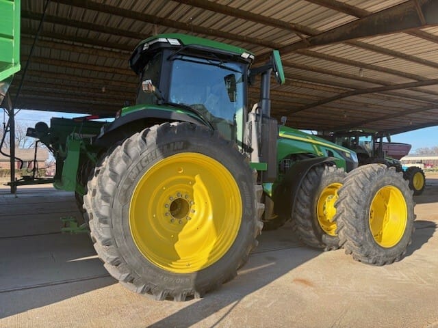 2023 John Deere 8R 310 Equipment Image0