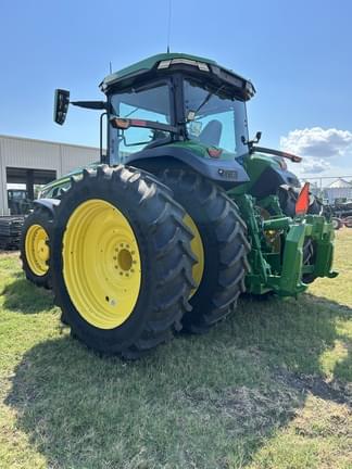 Image of John Deere 8R 310 equipment image 3