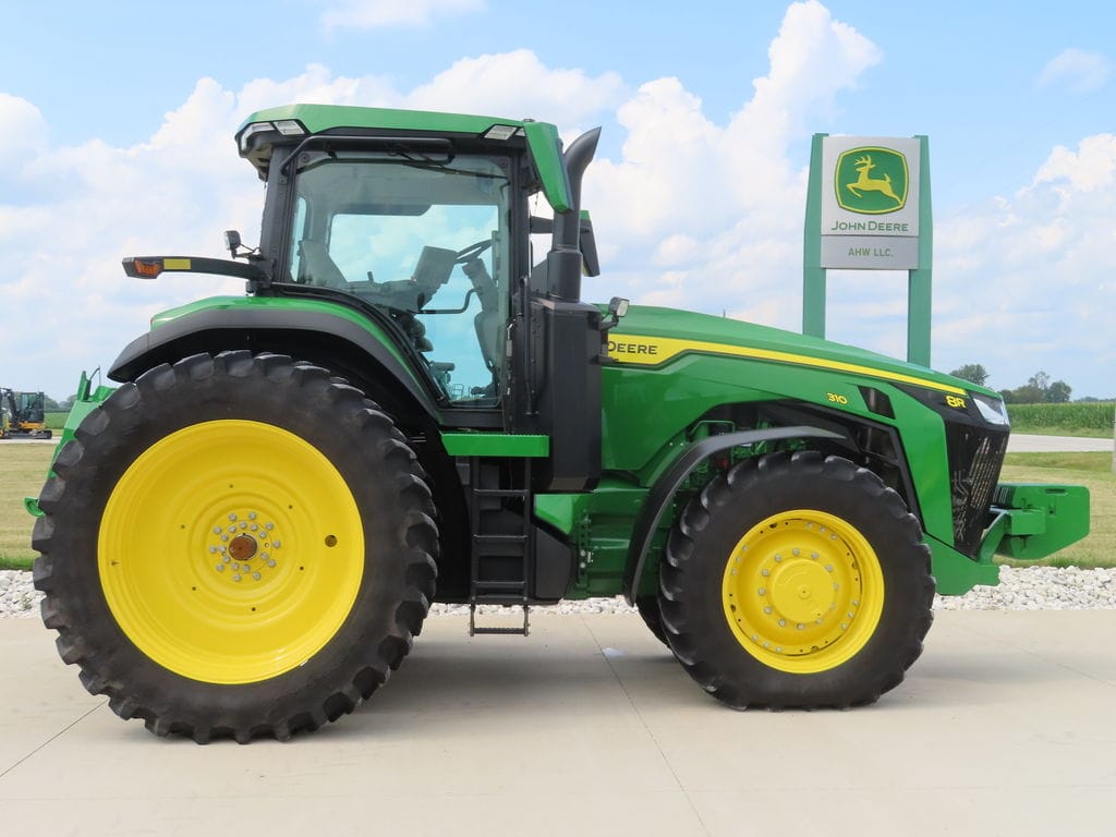 2023 John Deere 8R 310 Equipment Image0