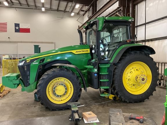 2023 John Deere 8R 310 Equipment Image0