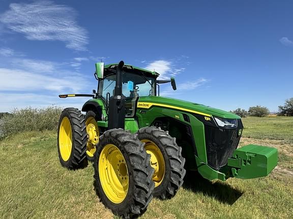 Image of John Deere 8R 310 Primary image