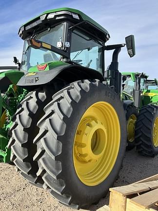 Image of John Deere 8R 310 equipment image 1