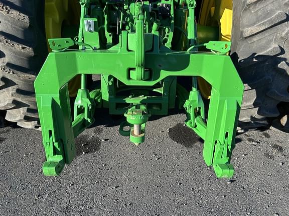 Image of John Deere 8R 310 equipment image 3