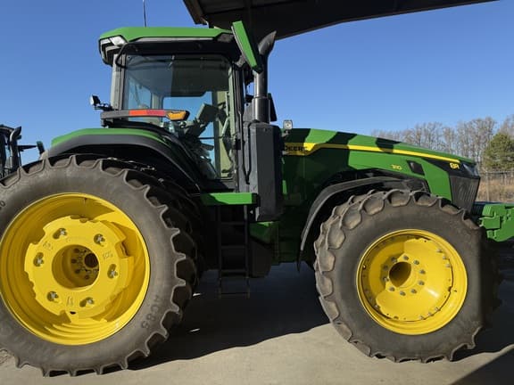Image of John Deere 8R 310 Primary image