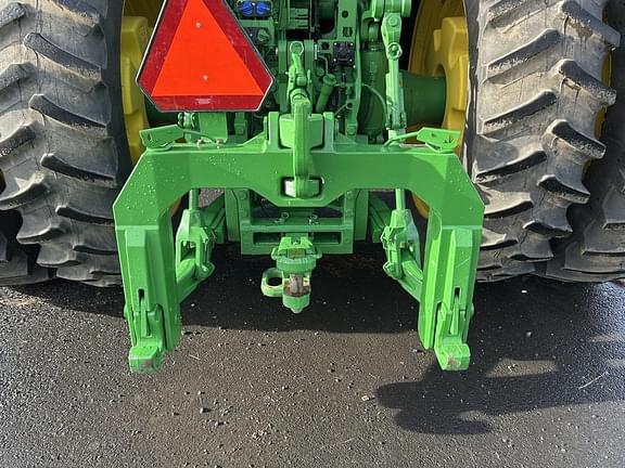 Image of John Deere 8R 310 equipment image 3