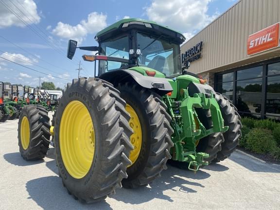 Image of John Deere 8R 310 equipment image 3