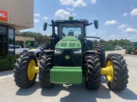 Image of John Deere 8R 310 equipment image 2
