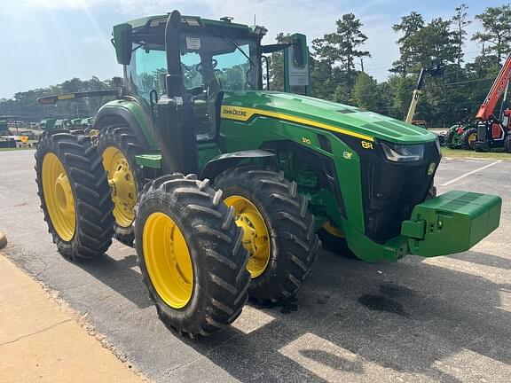 Image of John Deere 8R 310 equipment image 4
