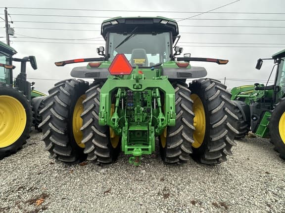 Image of John Deere 8R 310 equipment image 3