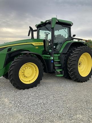 Image of John Deere 8R 310 equipment image 2