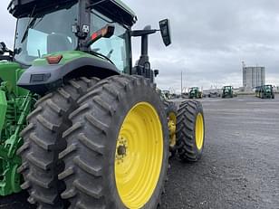 Main image John Deere 8R 310 5