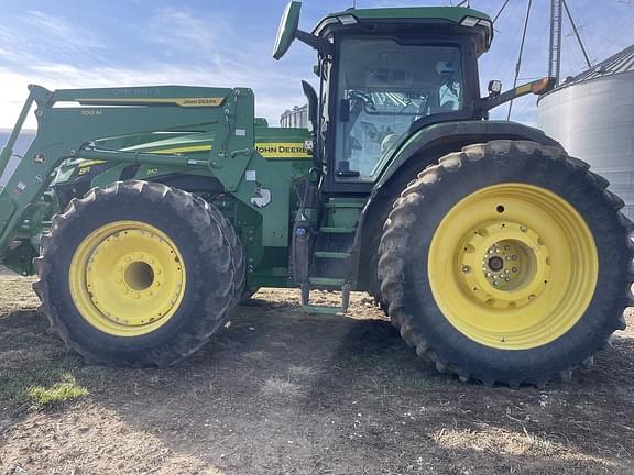 Image of John Deere 8R 310 equipment image 1
