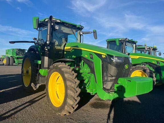 Image of John Deere 8R 310 equipment image 3