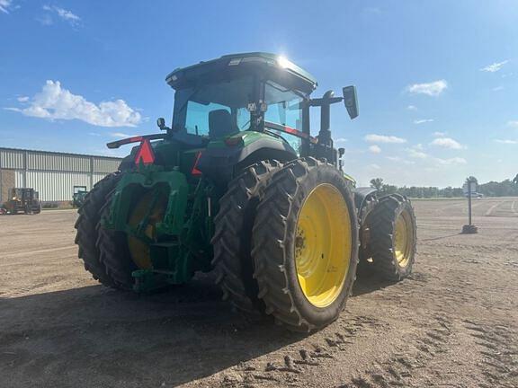 Image of John Deere 8R 310 equipment image 3