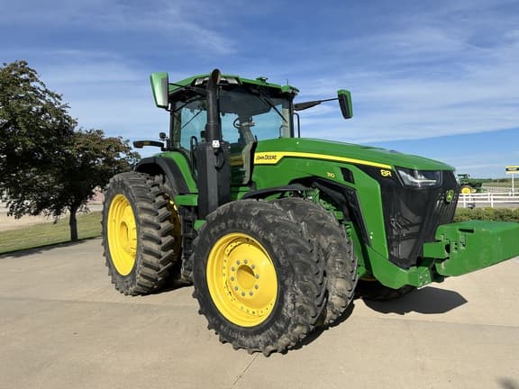 Image of John Deere 8R 310 equipment image 3