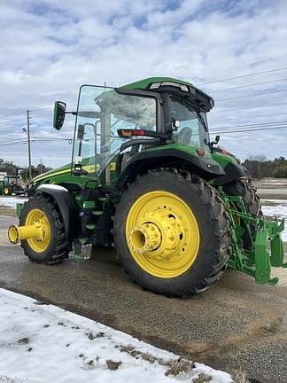 Image of John Deere 8R 310 equipment image 2