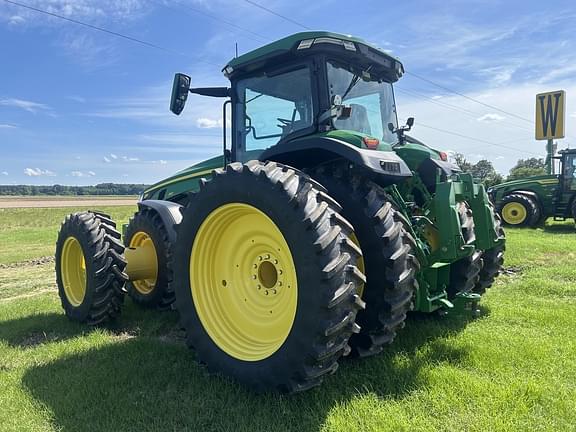 Image of John Deere 8R 310 equipment image 1