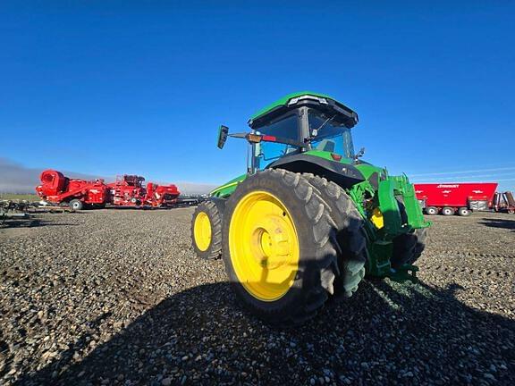 Image of John Deere 8R 310 equipment image 2