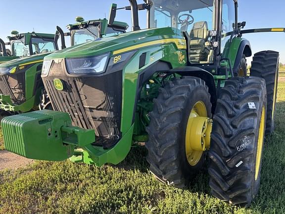 Image of John Deere 8R 310 equipment image 3