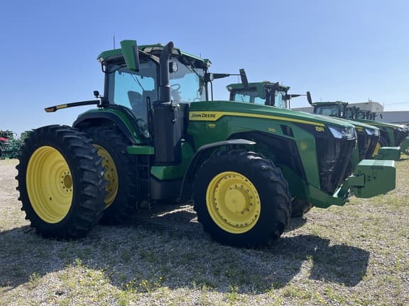 Image of John Deere 8R 310 equipment image 1