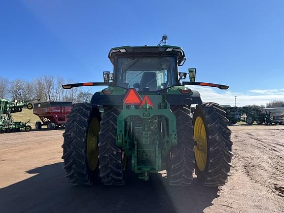 Image of John Deere 8R 310 equipment image 3