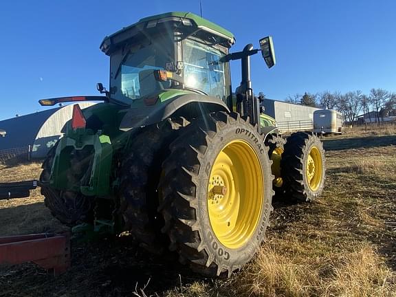 Image of John Deere 8R 310 equipment image 3