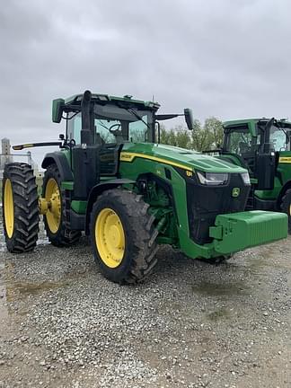 Image of John Deere 8R 310 equipment image 1