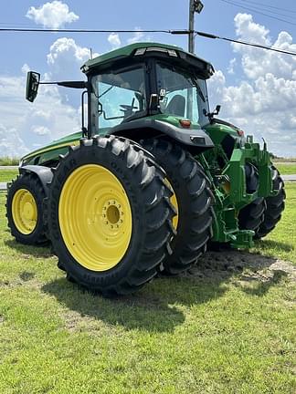 Image of John Deere 8R 310 equipment image 4