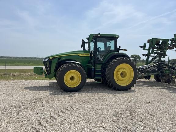 Image of John Deere 8R 310 equipment image 1