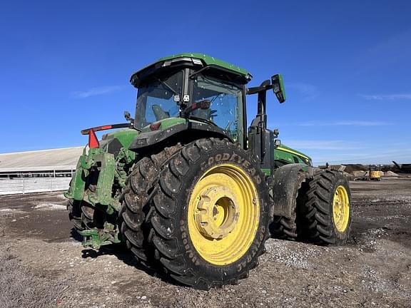 Image of John Deere 8R 310 equipment image 3